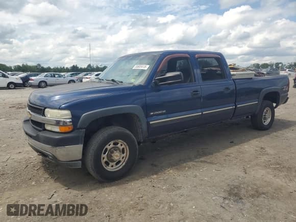 ✅ 2001 Chevrolet Silverado 2500HD LS • VIN: 1GCHK23U81F104273 • Lot: 55800415. Wystawiony na Copart z przebiegiem 215 292 mil. Bezpłatny archiwum sprzedaży aukcyjnych z USA i szczegółowy raport historii pojazdu na DreamBid. Zdjęcie 1.