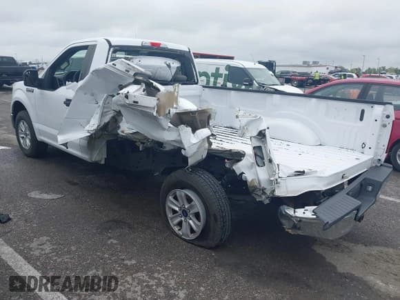 ✅ 2017 Ford F-150 XL • VIN: 1FTMF1C83HKC32096 • Лот: 43270446. Опубликован ранее на IAAI с пробегом 207 469 миль. Бесплатный доступ к архиву аукционных продаж из США и подробный отчёт об истории автомобиля на DreamBid. Изображение 3.