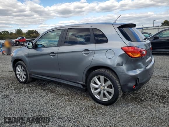 ✅ 2013 Mitsubishi Outlander ES • VIN: 4A4AP3AU9DE016542 • Лот: 86162945. Опубликован ранее на Copart с пробегом 142 418 миль. Бесплатный доступ к архиву аукционных продаж из США и подробный отчёт об истории автомобиля на DreamBid. Изображение 2.