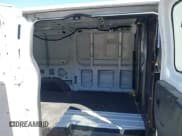 ✅ 2018 Ford Transit • VIN: 1FTYR1ZM6JKB17933 • Lot: 41777624. Wystawiony na IAAI z przebiegiem 225 123 mil. Bezpłatny archiwum sprzedaży aukcyjnych z USA i szczegółowy raport historii pojazdu na DreamBid. Zdjęcie 8.