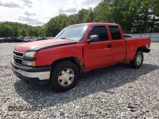 2006 Chevrolet Silverado 1500 LT1 z VIN 1GCEK19V66Z168654, wystawiony jako Copart lot #59465785 z przebiegiem 259 622 mil mil oraz Czysty tytuł • Clean title. Historia ofert i sprzedaży dostępna na DreamBid. Obrazek 1.