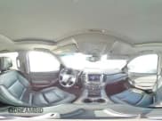 ✅ 2020 Chevrolet Suburban LT • VIN: 1GNSKHKC6LR243991 • Lot: 77182734. Wystawiony na Copart z przebiegiem Nie podano. Bezpłatny archiwum sprzedaży aukcyjnych z USA i szczegółowy raport historii pojazdu na DreamBid. Zdjęcie 13.