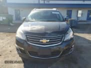 ✅ 2014 Chevrolet Traverse LT • VIN: 1GNKVGKD7EJ240156 • Lot: 82327295. Wystawiony na Copart z przebiegiem 155 726 mil. Bezpłatny archiwum sprzedaży aukcyjnych z USA i szczegółowy raport historii pojazdu na DreamBid. Zdjęcie 5.