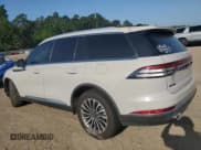 ✅ 2021 Lincoln Aviator Reserve • VIN: 5LM5J7WCXMGL13284 • Lot: 63084695. Wystawiony na Copart z przebiegiem 91 002 mil. Bezpłatny archiwum sprzedaży aukcyjnych z USA i szczegółowy raport historii pojazdu na DreamBid. Zdjęcie 2.