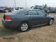 2010 Chevrolet Impala LS с VIN 2G1WA5EN1A1267493, выставлен на аукционе Copart как лот 67751185 с пробегом 176 872 миль миль и Списание • Salvage title. История ставок и продаж доступна на DreamBid. Изображение 3.