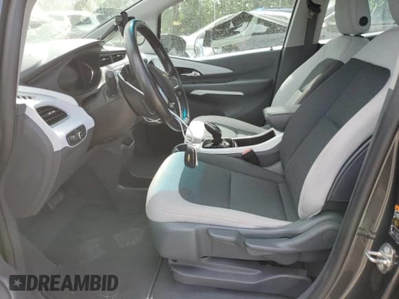 ✅ 2019 Chevrolet Bolt EV LT • VIN: 1G1FY6S0XK4125689 • Lot: 55134754. Wystawiony na Copart z przebiegiem 64 231 mil. Bezpłatny archiwum sprzedaży aukcyjnych z USA i szczegółowy raport historii pojazdu na DreamBid. Zdjęcie 7.