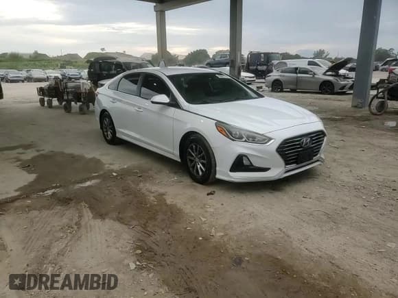 ✅ 2019 Hyundai Sonata SE • VIN: 5NPE24AFXKH768830 • Лот: 90891755. Опубликован ранее на Copart с пробегом 153 661 миль. Бесплатный доступ к архиву аукционных продаж из США и подробный отчёт об истории автомобиля на DreamBid. Изображение 13.
