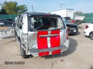 ✅ 2010 Chrysler Town & Country Limited • VIN: 2A4RR7DX9AR427885 • Lot: 40721930. Wystawiony na IAAI z przebiegiem 69 637 mil. Bezpłatny archiwum sprzedaży aukcyjnych z USA i szczegółowy raport historii pojazdu na DreamBid. Zdjęcie 6.