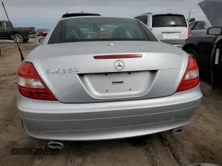 ✅ 2008 Mercedes-Benz SLK 350 • VIN: WDBWK56FX8F181256 • Лот: 76898704. Опубликован ранее на Copart с пробегом Не указан. Бесплатный доступ к архиву аукционных продаж из США и подробный отчёт об истории автомобиля на DreamBid. Изображение 6.