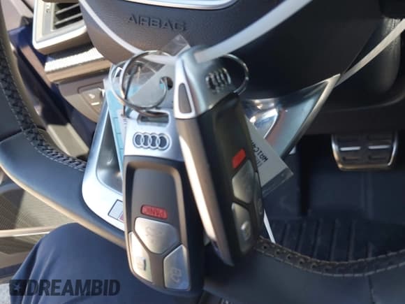 ✅ 2020 Audi SQ5 Prestige • VIN: WA1C4AFY6L2020342 • Lot: 41798088. Wystawiony na IAAI z przebiegiem 27 937 mil. Bezpłatny archiwum sprzedaży aukcyjnych z USA i szczegółowy raport historii pojazdu na DreamBid. Zdjęcie 11.