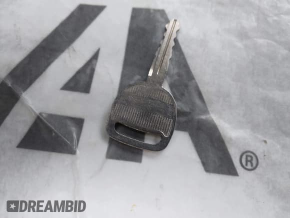 ✅ 1999 Chevrolet S-10 LS • VIN: 1GCCS1443XK138575 • Лот: 43653295. Опубликован ранее на IAAI с пробегом 139 489 миль. Бесплатный доступ к архиву аукционных продаж из США и подробный отчёт об истории автомобиля на DreamBid. Изображение 11.