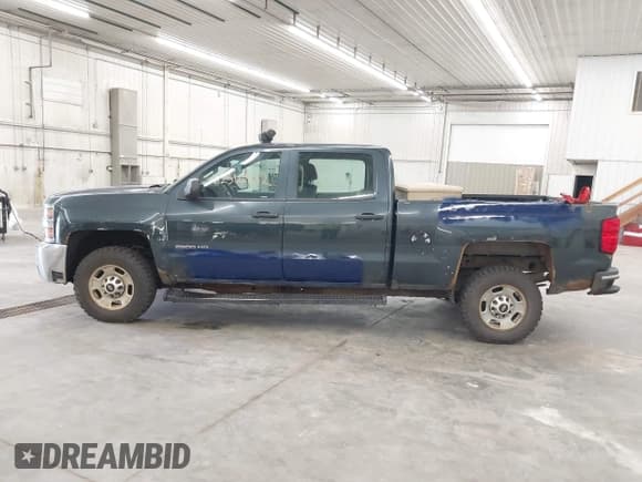 ✅ 2018 Chevrolet Silverado 2500HD Work Truck • VIN: 1GC1KUEG6JF257884 • Lot: 42516942. Listed on IAAI with 275,479 mi. Free auction sales archive from the USA and detailed vehicle history report at DreamBid. Image 15.