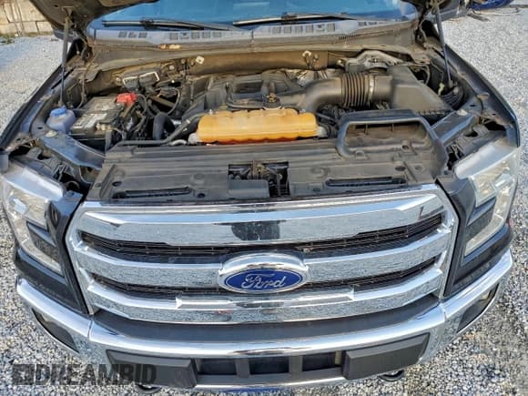 ✅ 2015 Ford F-150 Lariat • VIN: 1FTEW1EP4FFD03935 • Lot: 93567855. Listed on Copart with 192,034 mi. Free auction sales archive from the USA and detailed vehicle history report at DreamBid. Image 11.