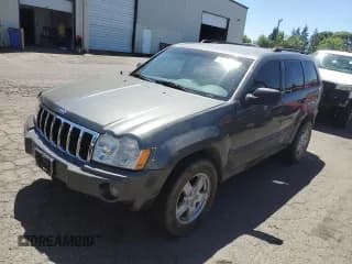 ✅ 2006 Jeep Grand Cherokee Laredo • VIN: 1J4GR48K06C237218 • Lot: 66582245. Wystawiony na Copart z przebiegiem 198 878 mil. Bezpłatny archiwum sprzedaży aukcyjnych z USA i szczegółowy raport historii pojazdu na DreamBid. Zdjęcie 1.