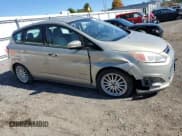✅ 2015 Ford C-Max SE • VIN: 1FADP5AU5FL111961 • Lot: 82557345. Wystawiony na Copart z przebiegiem 129 541 mil. Bezpłatny archiwum sprzedaży aukcyjnych z USA i szczegółowy raport historii pojazdu na DreamBid. Zdjęcie 4.