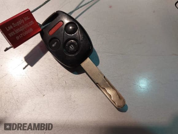 ✅ 2003 Honda Accord EX • VIN: 1HGCM82683A023379 • Лот: 43849021. Опубликован ранее на IAAI с пробегом 205 886 миль. Бесплатный доступ к архиву аукционных продаж из США и подробный отчёт об истории автомобиля на DreamBid. Изображение 11.