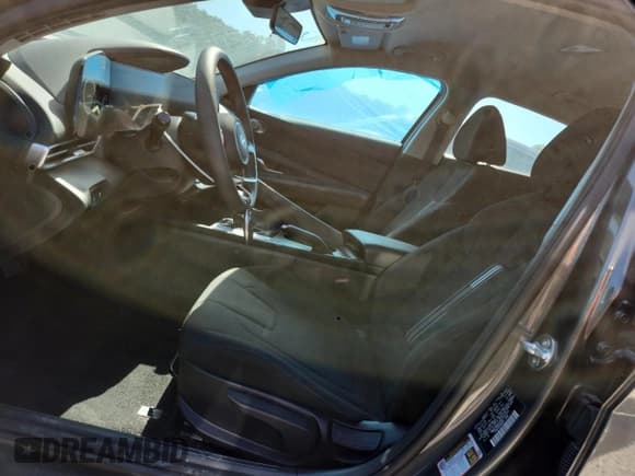 ✅ 2024 Hyundai Elantra SEL • VIN: KMHLM4DG3RU740143 • Lot: 80167805. Listed on Copart with 24,053 mi. Free auction sales archive from the USA and detailed vehicle history report at DreamBid. Image 7.