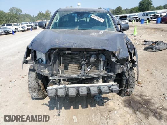 ✅ 2022 Toyota Tacoma TRD Sport • VIN: 3TMAZ5CN7NM176854 • Lot: 81241895. Listed on Copart with 54,875 mi. Free auction sales archive from the USA and detailed vehicle history report at DreamBid. Image 5.