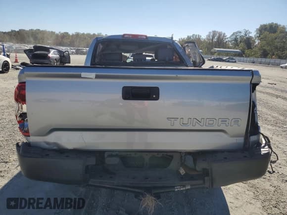 ✅ 2014 Toyota Tundra SR • VIN: 5TFRU5F14EX032179 • Lot: 86614935. Wystawiony na Copart z przebiegiem Nie podano. Bezpłatny archiwum sprzedaży aukcyjnych z USA i szczegółowy raport historii pojazdu na DreamBid. Zdjęcie 6.