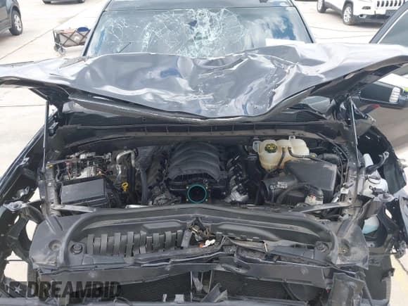 ✅ 2023 GMC Sierra 1500 Denali Ultimate • VIN: 1GTUUHEL6PZ295182 • Лот: 42497298. Опубликован ранее на IAAI с пробегом 18 401 миль. Бесплатный доступ к архиву аукционных продаж из США и подробный отчёт об истории автомобиля на DreamBid. Изображение 10.