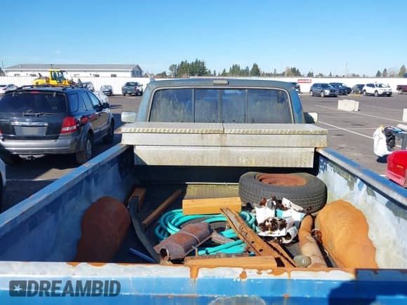 ✅ 1990 Ford F-150 • VIN: 1FTEF14NXLPB58633 • Лот: 41685084. Опубликован ранее на IAAI с пробегом 42 018 миль. Бесплатный доступ к архиву аукционных продаж из США и подробный отчёт об истории автомобиля на DreamBid. Изображение 8.