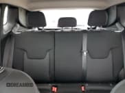 ✅ 2020 Jeep Renegade Sport • VIN: ZACNJAAB0LPL78985 • Lot: 80756735. Wystawiony na Copart z przebiegiem 42 579 mil. Bezpłatny archiwum sprzedaży aukcyjnych z USA i szczegółowy raport historii pojazdu na DreamBid. Zdjęcie 10.