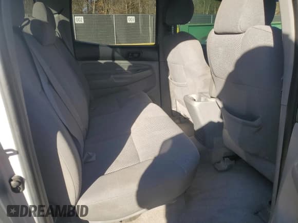 ✅ 2007 Toyota Tacoma PreRunner • VIN: 5TEJU62N07Z450181 • Lot: 91451845. Wystawiony na Copart z przebiegiem 213 753 mil. Bezpłatny archiwum sprzedaży aukcyjnych z USA i szczegółowy raport historii pojazdu na DreamBid. Zdjęcie 10.