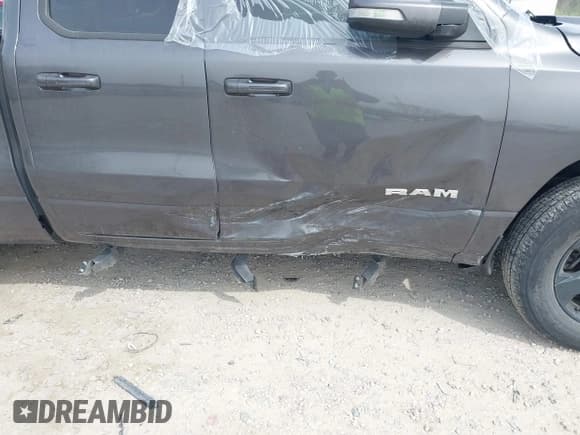 ✅ 2021 Ram 1500 Big Horn • VIN: 1C6SRFBT9MN806038 • Lot: 42071793. Listed on IAAI with 39,589 mi. Free auction sales archive from the USA and detailed vehicle history report at DreamBid. Image 6.