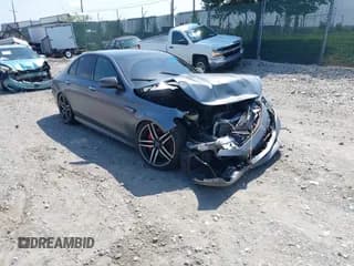 ✅ 2020 Mercedes-Benz E 63 S AMG • VIN: WDDZF8KB7LA736456 • Lot: 42568322. Wystawiony na IAAI z przebiegiem 58 677 mil. Bezpłatny archiwum sprzedaży aukcyjnych z USA i szczegółowy raport historii pojazdu na DreamBid. Zdjęcie 1.