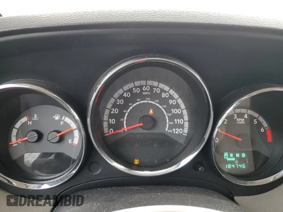 ✅ 2012 Dodge Caliber SXT • VIN: 1C3CDWDA3CD531153 • Лот: 82926094. Опубликован ранее на Copart с пробегом 184 746 миль. Бесплатный доступ к архиву аукционных продаж из США и подробный отчёт об истории автомобиля на DreamBid. Изображение 9.