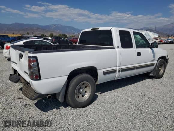 ✅ 2001 Chevrolet Silverado 1500 LT • VIN: 1GCEC19T11Z150759 • Lot: 70133184. Wystawiony na Copart z przebiegiem 207 392 mil mil. Skorzystaj z bezpłatnego archiwum sprzedaży aukcyjnych z USA i zobacz szczegółowy raport historii pojazdu na DreamBid. Zdjęcie 3.