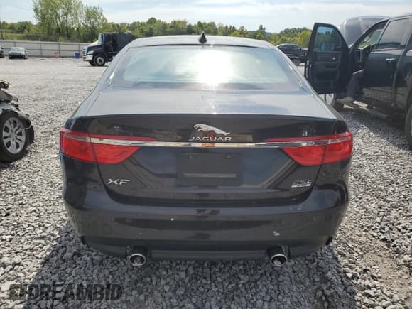 ✅ 2016 Jaguar XF 35t Premium • VIN: SAJBJ4BV6GCY18106 • Lot: 70354565. Wystawiony na Copart z przebiegiem 107 930 mil. Bezpłatny archiwum sprzedaży aukcyjnych z USA i szczegółowy raport historii pojazdu na DreamBid. Zdjęcie 6.