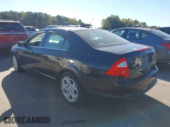 ✅ 2011 Ford Fusion SE • VIN: 3FAHP0HA8BR214058 • Lot: 43436088. Wystawiony na IAAI z przebiegiem 158 181 mil. Bezpłatny archiwum sprzedaży aukcyjnych z USA i szczegółowy raport historii pojazdu na DreamBid. Zdjęcie 3.