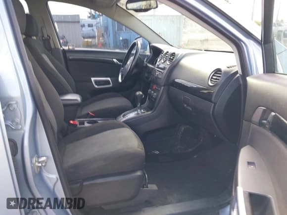 ✅ 2013 Chevrolet Captiva Sport LT • VIN: 3GNAL3EK1DS641963 • Lot: 42179195. Wystawiony na IAAI z przebiegiem Nie podano. Bezpłatny archiwum sprzedaży aukcyjnych z USA i szczegółowy raport historii pojazdu na DreamBid. Zdjęcie 5.