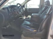 ✅ 2007 Chevrolet Silverado 2500HD 1LT • VIN: 1GCHK23K97F550519 • Лот: 70273245. Опубликован ранее на Copart с пробегом Не указан. Бесплатный доступ к архиву аукционных продаж из США и подробный отчёт об истории автомобиля на DreamBid. Изображение 7.