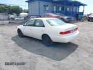 ✅ 2000 Toyota Camry LE • VIN: JT2BG22K2Y0459372 • Lot: 43253575. Wystawiony na IAAI z przebiegiem 146 366 mil. Bezpłatny archiwum sprzedaży aukcyjnych z USA i szczegółowy raport historii pojazdu na DreamBid. Zdjęcie 3.