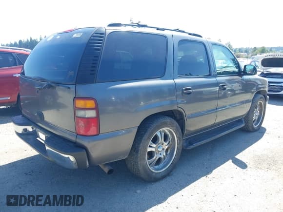 ✅ 2002 Chevrolet Tahoe LS • VIN: 1GNEC13V72J242640 • Lot: 42752739. Listed on IAAI with 416,311 mi. Free auction sales archive from the USA and detailed vehicle history report at DreamBid. Image 4.