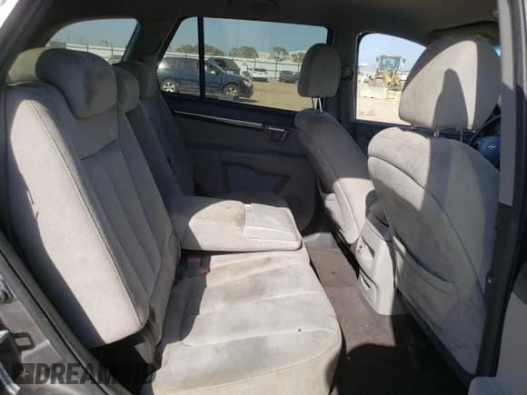 ✅ 2009 Hyundai Santa Fe GLS • VIN: 5NMSG73D09H254056 • Lot: 74914444. Listed on Copart with 222,448 mi. Free auction sales archive from the USA and detailed vehicle history report at DreamBid. Image 11.