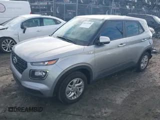 ✅ 2024 Hyundai Venue Essential • VIN: KMHRB8A35RU329657 • Lot: 41335200. Listed on IAAI with 11,622 mi. Free auction sales archive from the USA and detailed vehicle history report at DreamBid. Image 2.