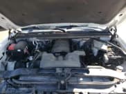 ✅ 2015 Chevrolet Suburban LTZ • VIN: 1GNSKKKC8FR212727 • Lot: 45039744. Wystawiony na Copart z przebiegiem 199 471 mil. Bezpłatny archiwum sprzedaży aukcyjnych z USA i szczegółowy raport historii pojazdu na DreamBid. Zdjęcie 12.