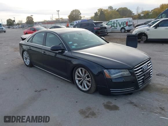 ✅ 2012 Audi A8 • VIN: WAUAVAFD4CN010931 • Lot: 43632198. Wystawiony na IAAI z przebiegiem 153 730 mil. Bezpłatny archiwum sprzedaży aukcyjnych z USA i szczegółowy raport historii pojazdu na DreamBid. Zdjęcie 1.