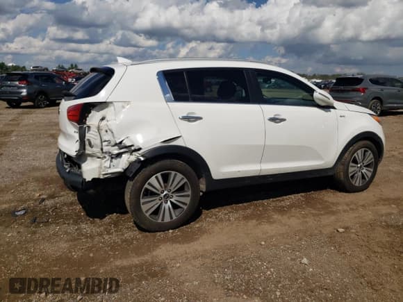 ✅ 2015 Kia Sportage EX • VIN: KNDPCCAC9F7737780 • Lot: 70363265. Listed on Copart with 296,065 mi. Free auction sales archive from the USA and detailed vehicle history report at DreamBid. Image 3.