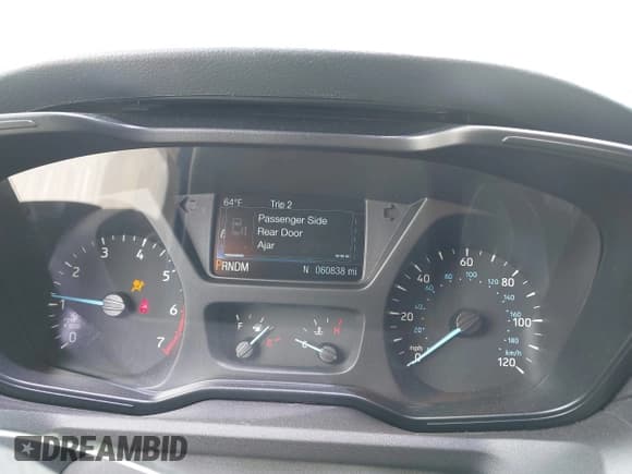 ✅ 2018 Ford Transit XL • VIN: 1FBZX2CG0JKA09945 • Lot: 42260073. Wystawiony na IAAI z przebiegiem 60 838 mil. Bezpłatny archiwum sprzedaży aukcyjnych z USA i szczegółowy raport historii pojazdu na DreamBid. Zdjęcie 7.