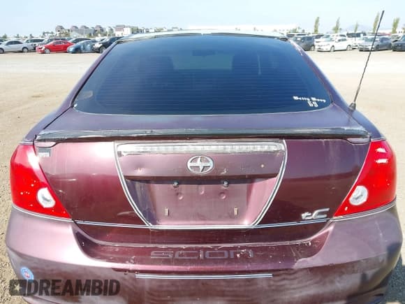 ✅ 2005 Scion tC • VIN: JTKDE177650012083 • Lot: 43621715. Listed on IAAI with 205,695 mi. Free auction sales archive from the USA and detailed vehicle history report at DreamBid. Image 17.