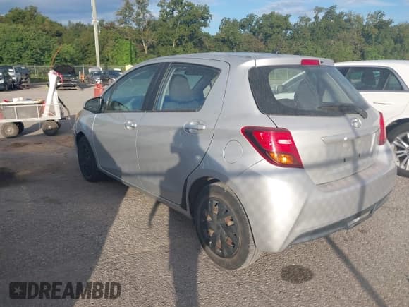 ✅ 2015 Toyota Yaris L • VIN: VNKKTUD3XFA039801 • Lot: 43293385. Listed on IAAI with 102,644 mi. Free auction sales archive from the USA and detailed vehicle history report at DreamBid. Image 3.