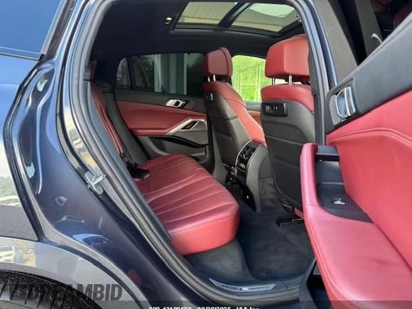 ✅ 2021 BMW X6 M50i • VIN: 5UXCY8C03M9E38577 • Лот: 43109560. Опубликован ранее на IAAI с пробегом 69 830 миль. Бесплатный доступ к архиву аукционных продаж из США и подробный отчёт об истории автомобиля на DreamBid. Изображение 8.