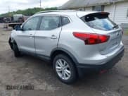 ✅ 2017 Nissan Rogue SL • VIN: JN1BJ1CR4HW143132 • Lot: 43039179. Listed on IAAI with 80,384 mi. Free auction sales archive from the USA and detailed vehicle history report at DreamBid. Image 3.