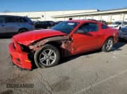 ✅ 2014 Ford Mustang V6 • VIN: 1ZVBP8AM0E5274245 • Лот: 91617805. Опубликован ранее на Copart с пробегом 140 971 миль. Бесплатный доступ к архиву аукционных продаж из США и подробный отчёт об истории автомобиля на DreamBid. Изображение 1.