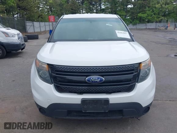 ✅ 2014 Ford Police Interceptor Utility • VIN: 1FM5K8AR9EGC60600 • Lot: 42263027. Wystawiony na IAAI z przebiegiem 149 422 mil. Bezpłatny archiwum sprzedaży aukcyjnych z USA i szczegółowy raport historii pojazdu na DreamBid. Zdjęcie 11.