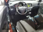 ✅ 2009 Hyundai Accent GS • VIN: KMHCM36C59U133441 • Лот: 64337105. Опубликован ранее на Copart с пробегом 107 491 миль. Бесплатный доступ к архиву аукционных продаж из США и подробный отчёт об истории автомобиля на DreamBid. Изображение 8.